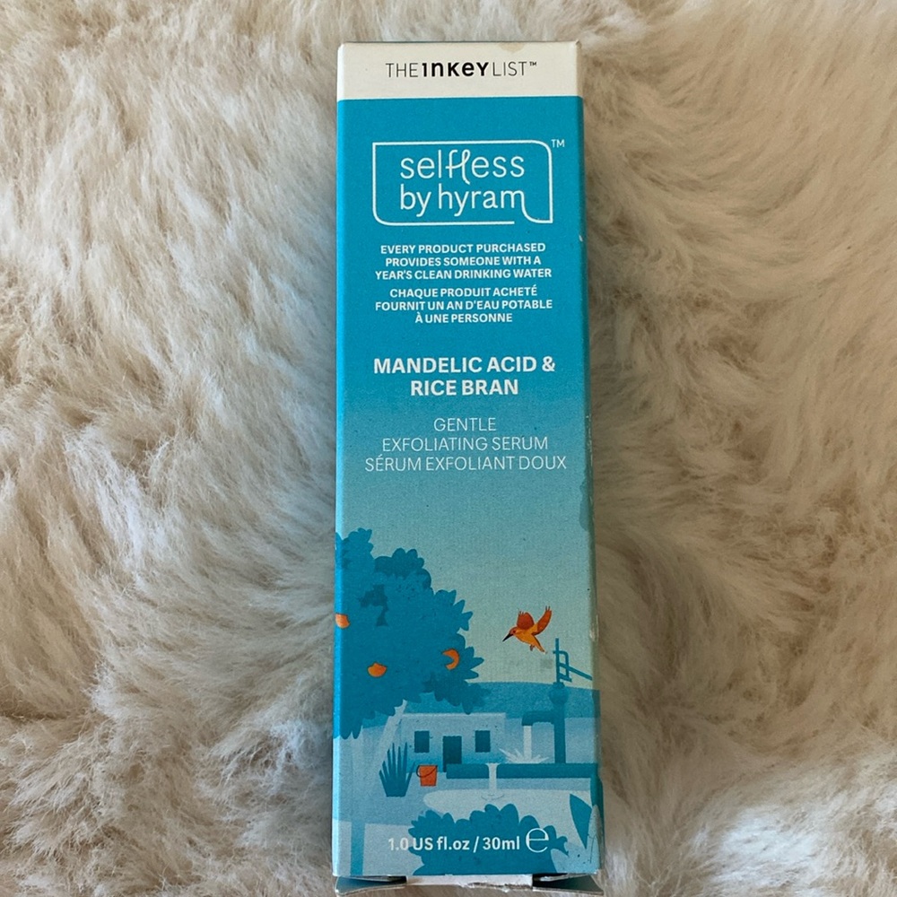 Selfless by hyram  Mandalic Acid & Rice Bran  gently exfoliating serum